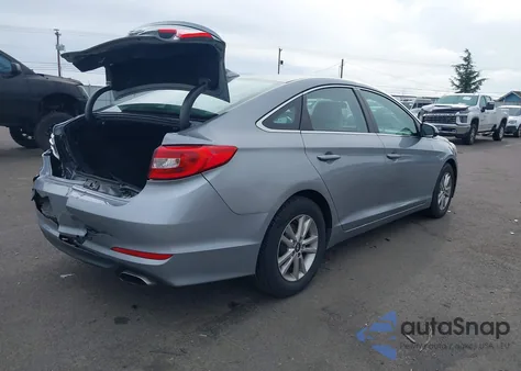 2017 Hyundai Sonata z USA, uszkodzony, nr VIN 5NPE24AF8HH564827